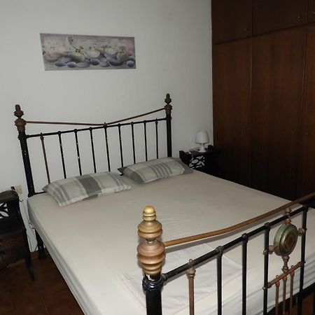 Sangue Blu Beachfront Villa Apartment อาโยส นิโกลาออส ภายนอก รูปภาพ